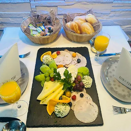 & Restaurant Olio E Pane