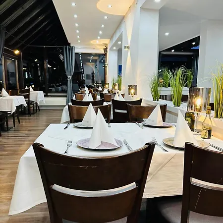 & Restaurant Olio E Pane Enzklosterle