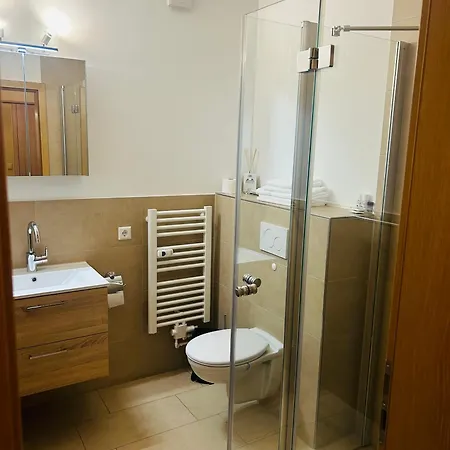 & Restaurant Olio E Pane 酒店 恩可洛斯特勒