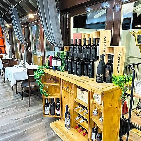 Hotel & Restaurant Olio E Pane *