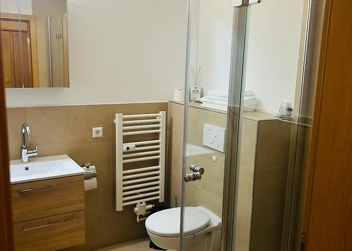 & Restaurant Olio E Pane فندق Enzklösterle